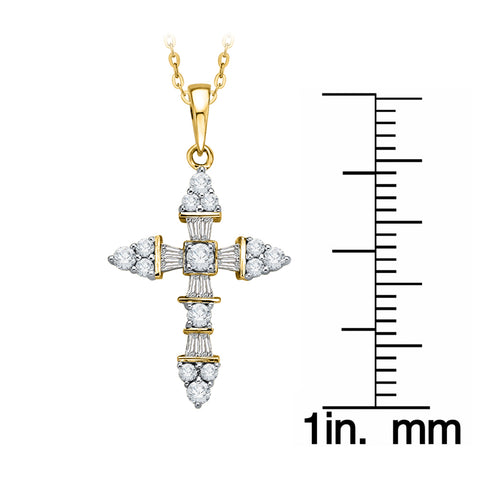 KATARINA Diamond Cross Pendant Necklace (3/4 cttw)