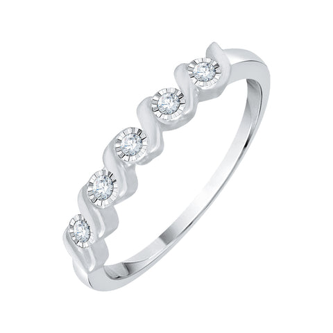 KATARINA Diamond Wedding Band (1/20 cttw)