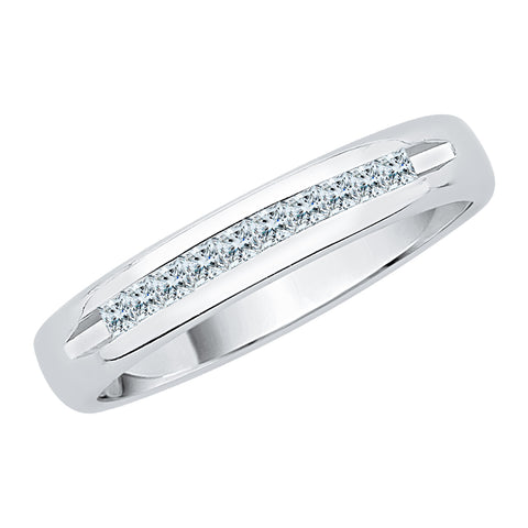 KATARINA Princess Cut Diamond Anniversary Band (3/4 cttw)