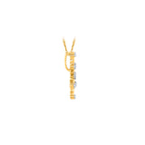 KATARINA Diamond "Snow Flake" Pendant Necklace (1/10 cttw)