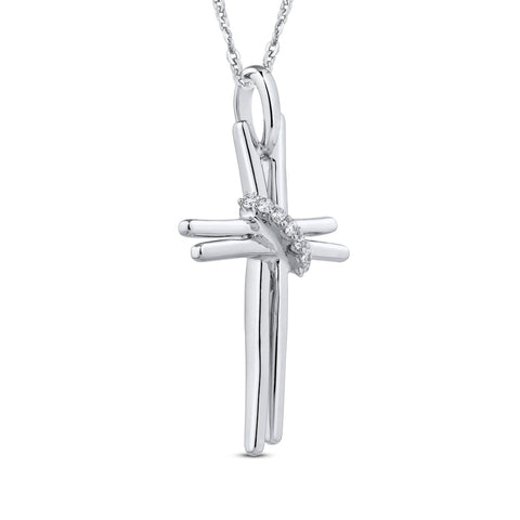 KATARINA Diamond Cross Pendant Necklace (1/10 cttw)