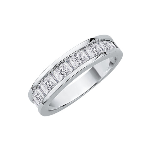 KATARINA Princess and Baguette Cut Diamond Wedding Band (3/4 cttw, J-K, SI2-I1)