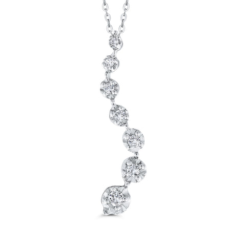KATARINA Graduated Diamond Journey Pendant Necklace (1/10 cttw)
