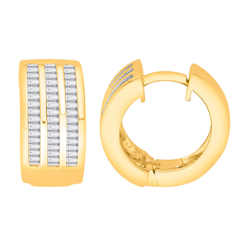 KATARINA Baguette Cut Diamond Huggie Earrings (3/4 cttw)