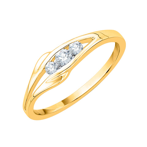 KATARINA Three Stone Diamond Ring (1/6 cttw)
